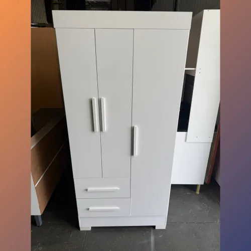 Guarda roupa de solteiro - entrego Curitiba e região