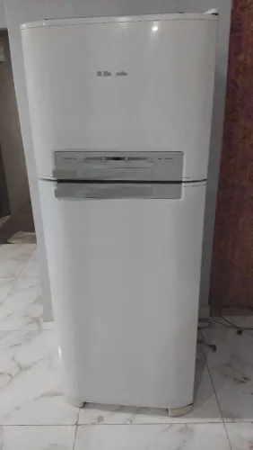 Geladeira Electrolux DF46 funcionando perfeitamente