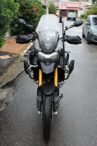 VENDO MOTOCICLETA TRIUMPH TIGER RALLY 900 UNICO DONO  