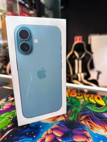 VENDO OU TROCO IPHONE 16 NA COR TEAL 128 GB  PRODUTO LACRADO COM 1 ANO DE GARANTIA APPLE  