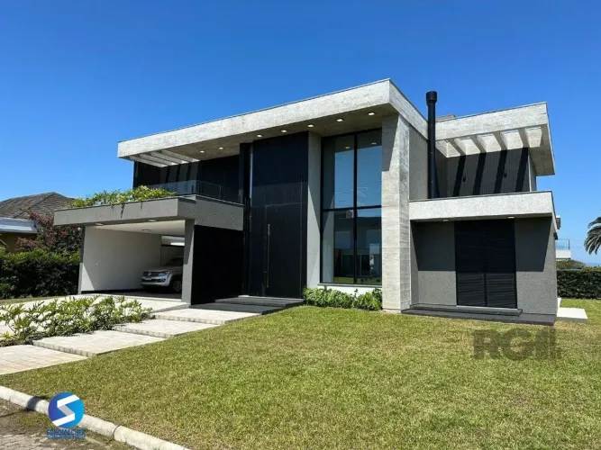 Casa em Condomínio em Atlântida