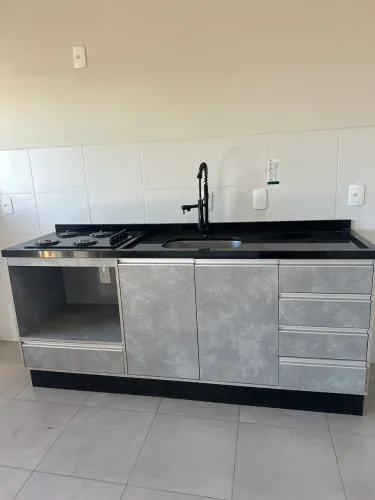 Cozinha Planejada Completa com Pia em Granito, Cooktop e Torneira Gourmet ?