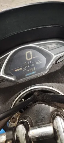 Vendo uma moto PCX