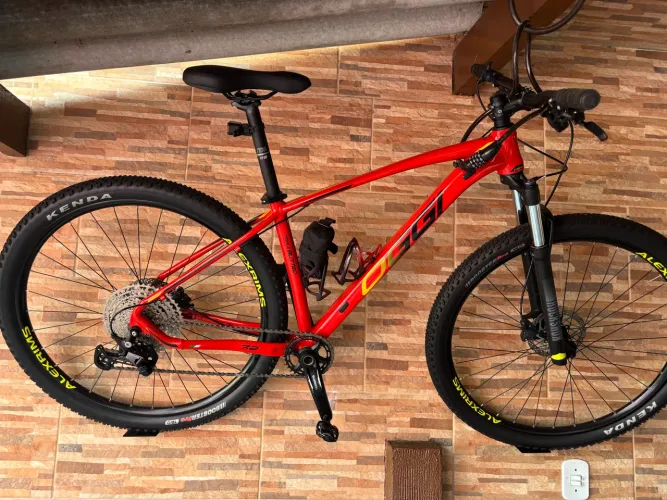 Vendo BICICLETA OGGI BIG WHEEL 7.2 DEORE 12 VEL