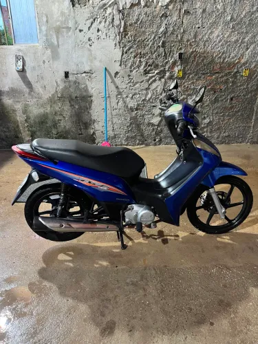 Honda Biz 125 EX 2017
