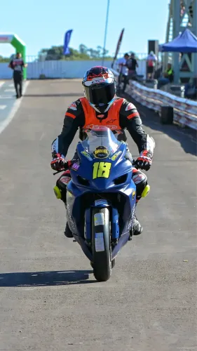 SRAD 750 PISTA 