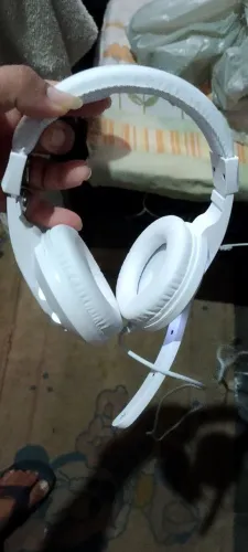 Headset GT gamer com iluminação