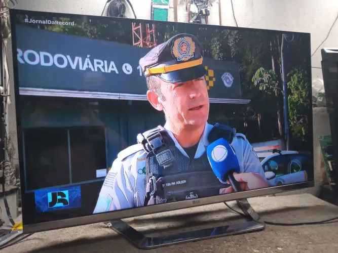 Tv LG LED digital 47 polegadas