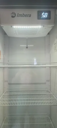 FREEZER EXPOSITOR VERTICAL 
