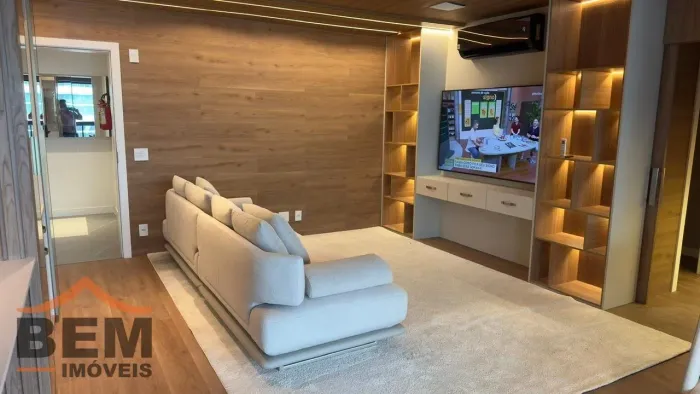 Apartamento para aluguel na Praia Brava