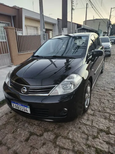 Nissan Tiida SL 1.8/1.8 Flex 16V Aut. 2012
