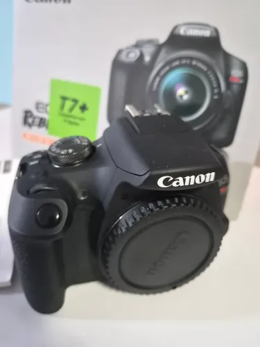 Canon t7+