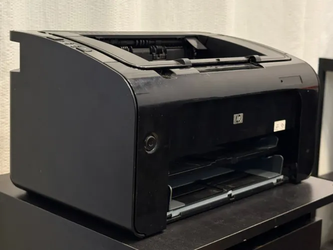 Impressora HP 1102W - Manutenção ou Retirada de peça