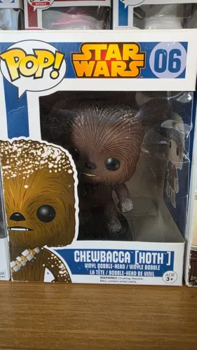 Funko Chewbacca Hoth - Star Wars Exclusive Pop! Vinyl Figure #06