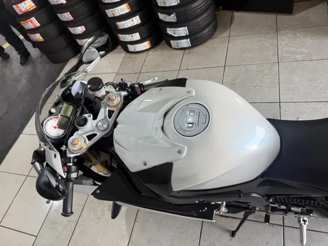 BMW S1000RR 