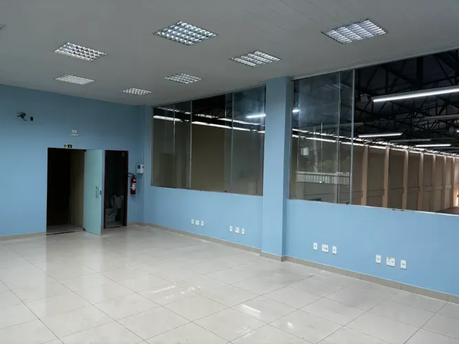 GALPÃO COMERCIAL/LOGÍSTICO DE 1.500 m² COMPENSA | MANAUS
