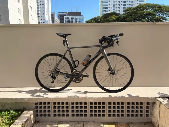 Soul 3R1 Disc 54 - Shimano 105 Hidráulico + Medidor de Potência Magene PES