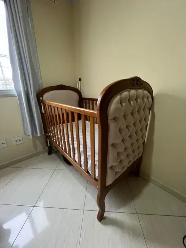 BERÇO DE MADEIRA