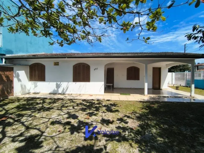 Casa 3 quartos na faixa mar à venda em Ipanema.