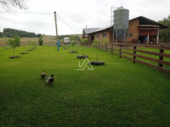 BELÍSSIMA CHÁCARA À VENDA, PRÓXIMA DO CENTRO, MARAU-RS.