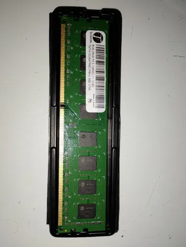 Memória RAM 8GB DDR3 1600 PC