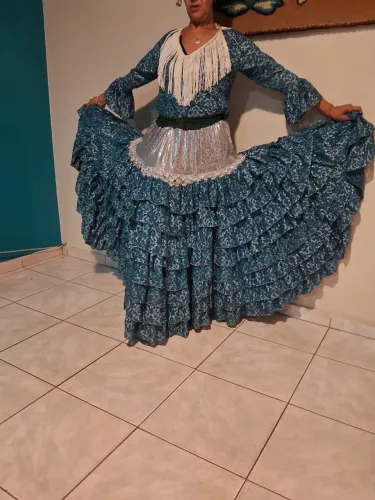 Figurino de dança cigana (estilo espanhola)