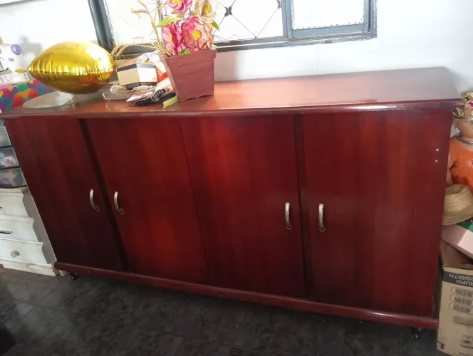 Móvel buffet