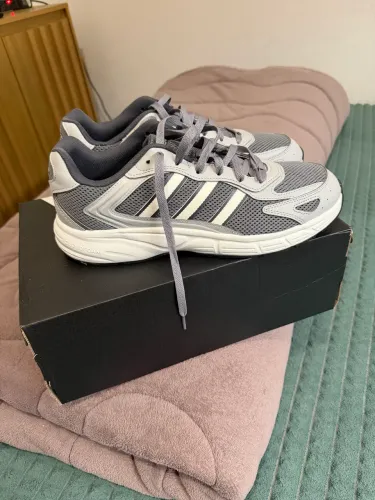 Tênis adidas original