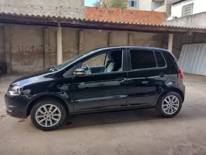 Volkswagen Fox 1.6 MI Total Flex 8V 5P 2014