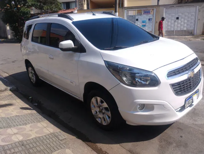 Chevrolet Spin LTZ 1.8 8V Econo.flex 5P Aut. 2015