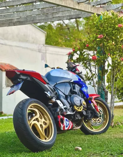 Cb 1000r capitão América