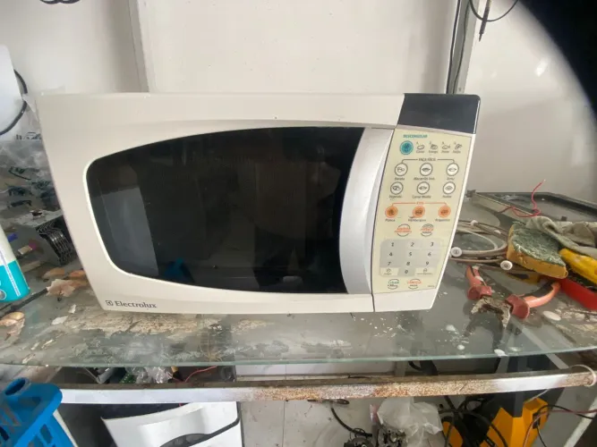 Vende-se microondas