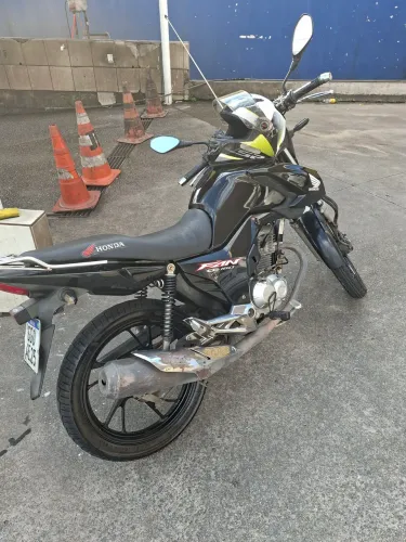 Fan 160 zerada vendo ou troco por algo do meu interesse