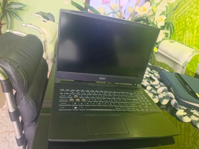 Notebook Gamer MSI B13vgk Passando o monstro pra frente