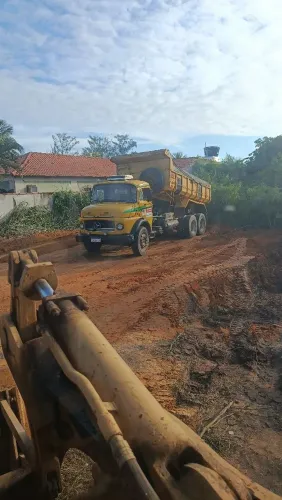 Vendo um caminhão Mercedes 2213