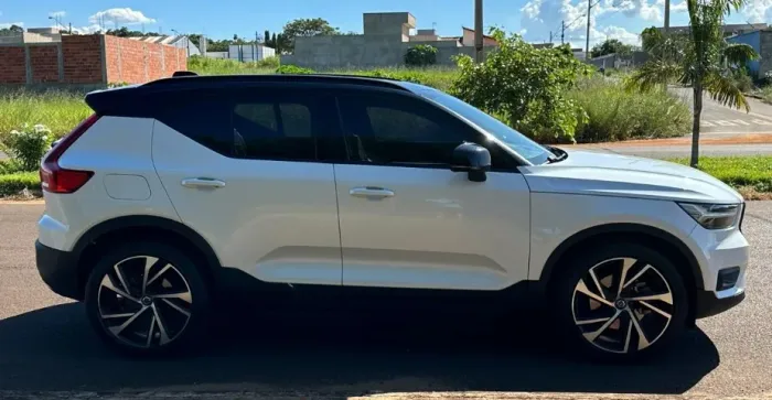 Volvo XC40 T-5 R-design 2.0 252cv AWD 2020