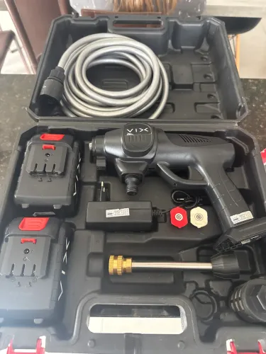 Lavadora Alta Pressão Vix Com 2 Baterias Ar/ Condicionado