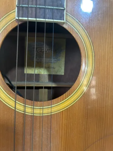 Violão eletroacústico Tagima Jumbo