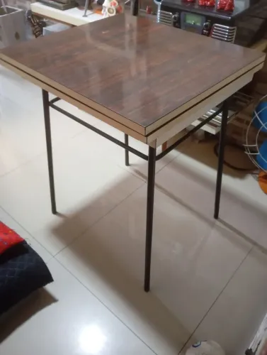 Mesa Jacarandá anos 70