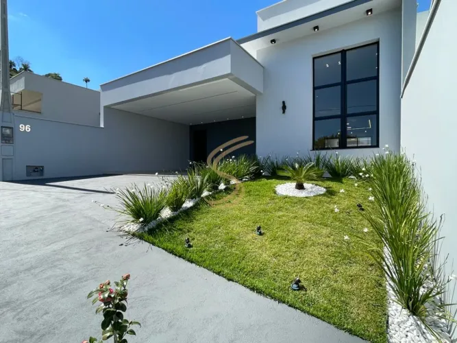 Casa com 3 Quartos, Área Gourmet à Venda no Monte Carlo em São José do Rio Pardo