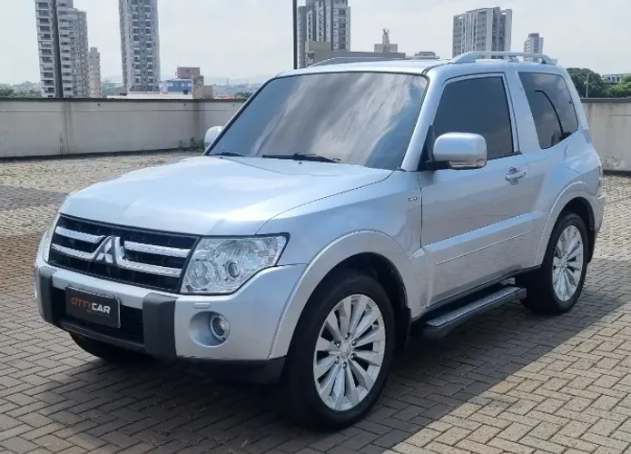 Mitsubishi Pajero HPE Full 3.2 4X4 T.i.dies. 5P AUT 2008