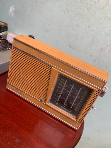 Moto rádio antigo