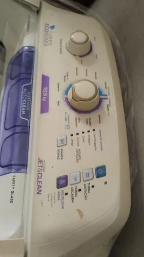 Máquina de lavar usada