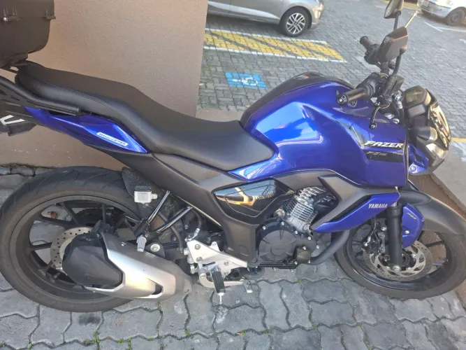 Yamaha FZ15 ABS 2024/2024 - Excelente estado!