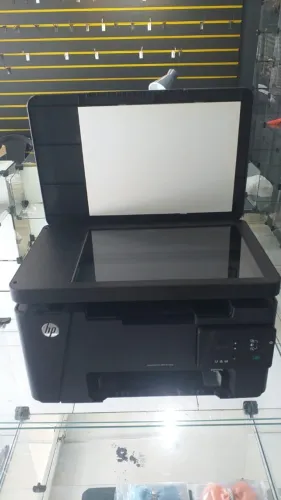 Impressora multifuncional bem nova s/ defeitos HP LaserJet Pro MFP M125a Ceilândia norte