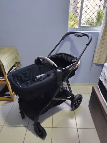 Carrinho de Bebê Burigotto Revert SEMI-NOVO