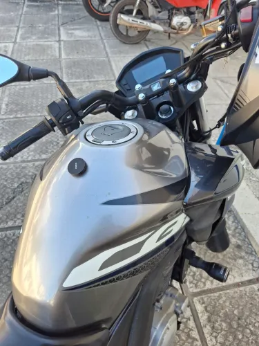 CB TWISTER 250 2020 bem novinha!