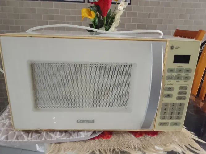 Microondas Consul 21L usado