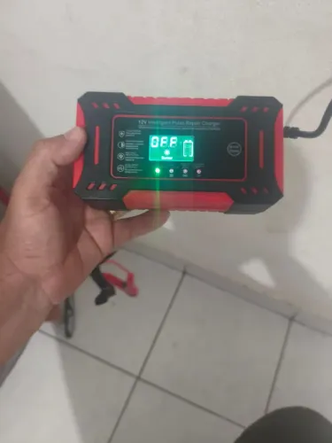 Carregador de bateria portátil  para moto e carro moto e carro 