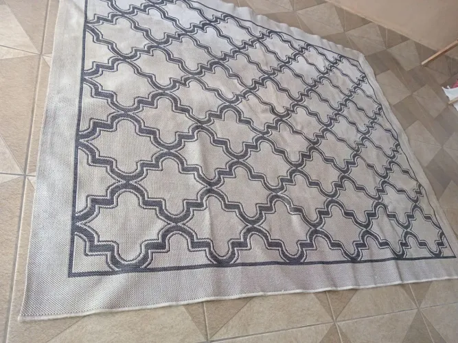 Tapete Medida 1.90×2.40 entrego apenas em itapetininga-sp entrega gratuita <br>Valor R$100.00